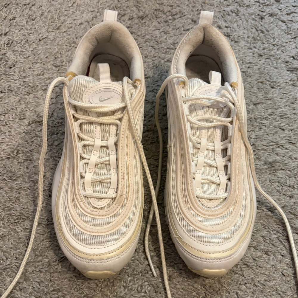 Nike Air Max 97 Womens Triple White Sail Sneakers SIZE 8 - Picture 2 of 8